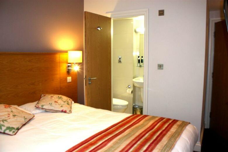Lancaster Court Hotel