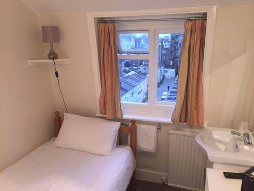 Lancaster Court Hotel