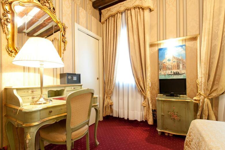 Hotel Graspo De Ua