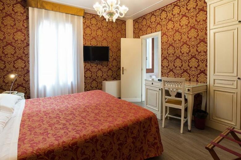 Hotel La Fenice Et Des Artistes