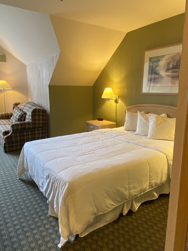 Hotel Riverside Resort  Conference Center