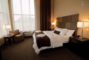 Best Western Wine Country Hotel & Suites