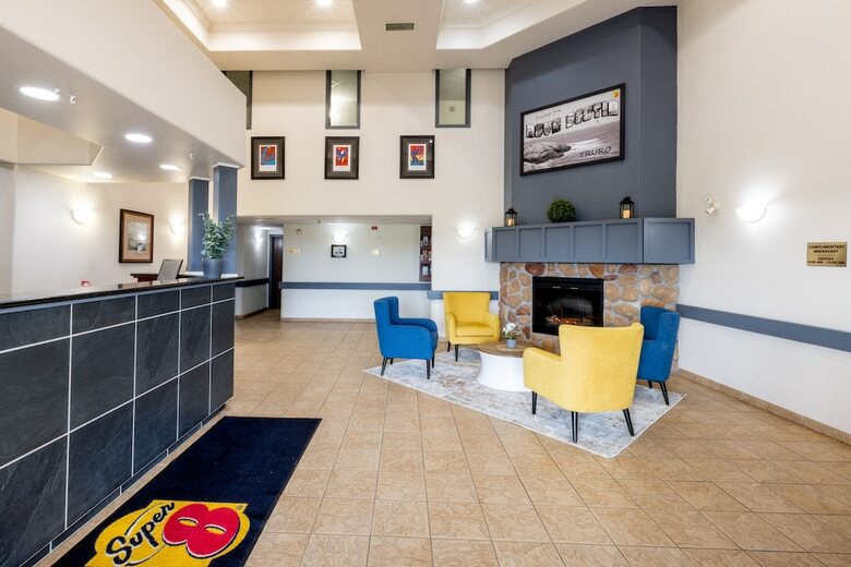 Hotel Super 8 Truro