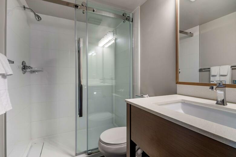 Coast Vancouver Airport Hotel