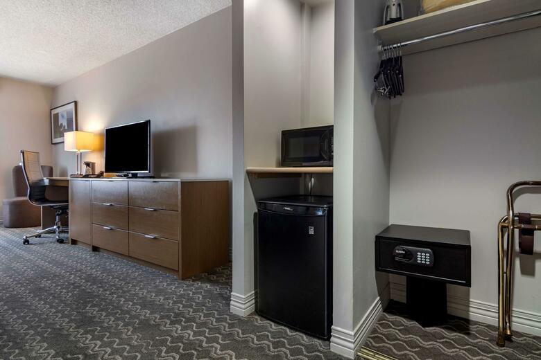 Coast Vancouver Airport Hotel