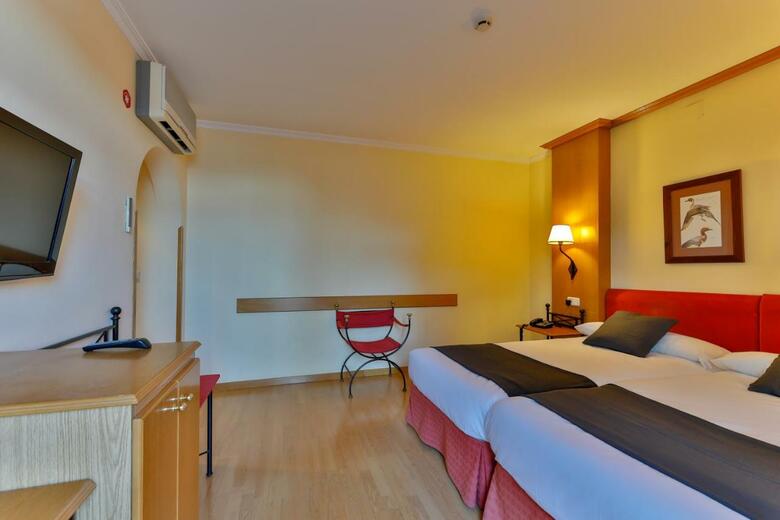 Hotel El Cruce