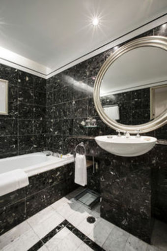 Hyatt Hotel Canberra A Park Hy