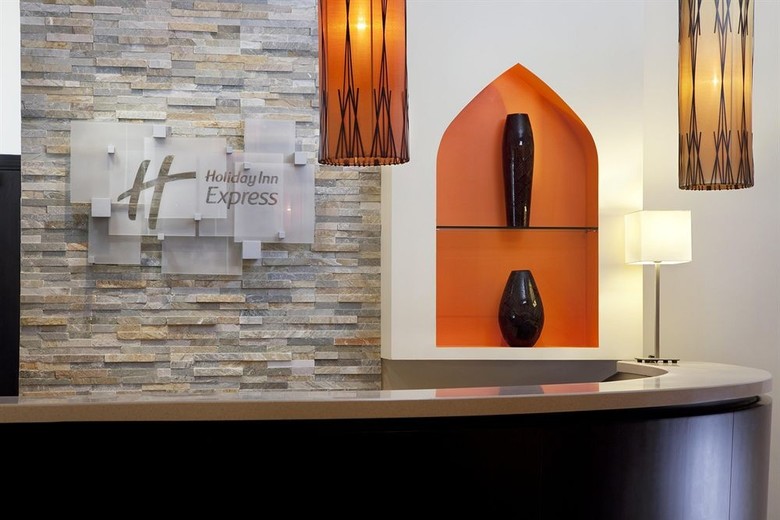 Hotel Holiday Inn Express Dubai Safa Park