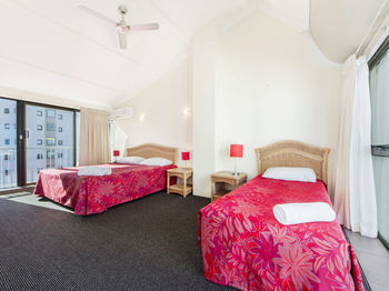 Hotel Broadbeach Travel Inn