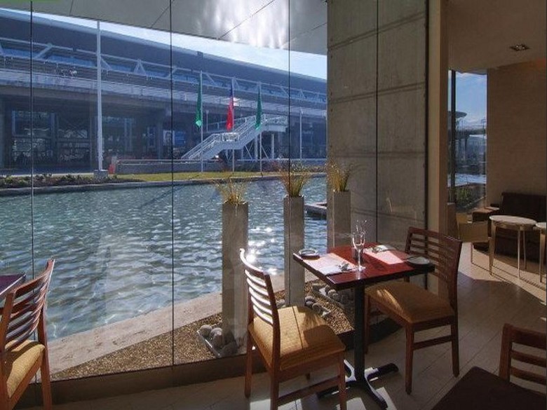 Hotel Holiday Inn Santiago Airport