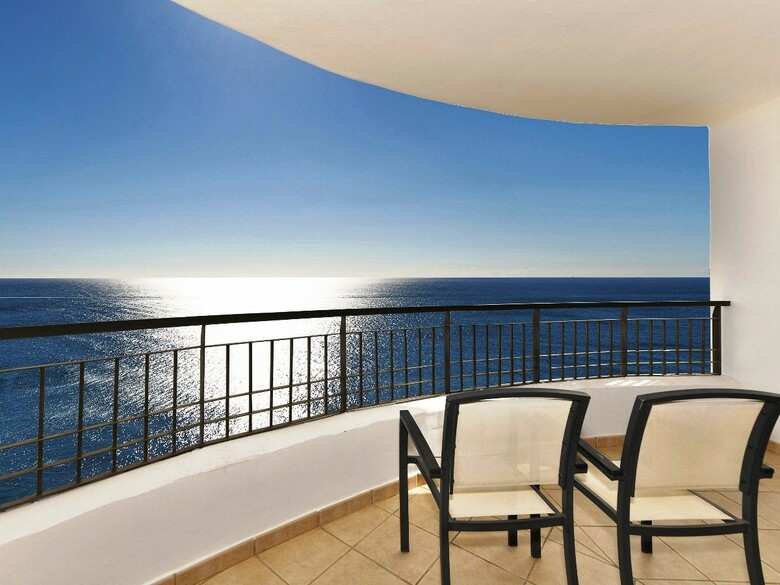 Apartamentos Ol�e Nerja Holiday Rentals By Fuerte Group