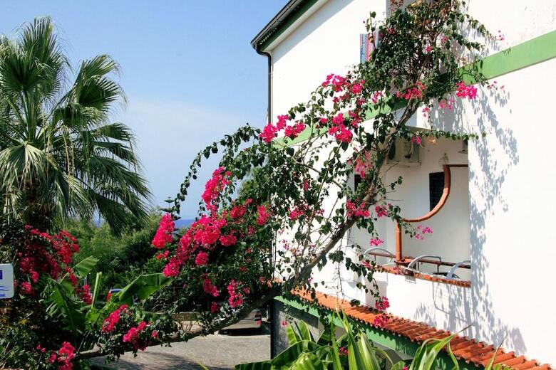 Hotel Marinella
