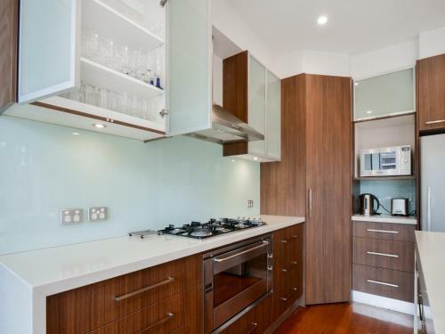 Boutique Stays - Maple On Kent, Glen Iris Townhouse