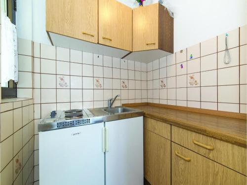 Apartment Kastel Stafilic With Sea View I