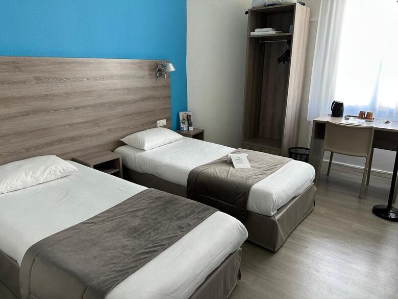 Brit Hotel Confort Nevers Centre Gare
