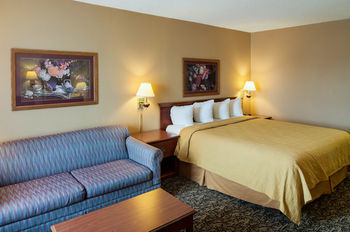 Hotel Quality Inn & Suites Cattle Baron