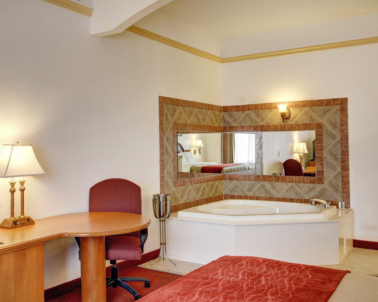 Hotel Comfort Inn (celburne)