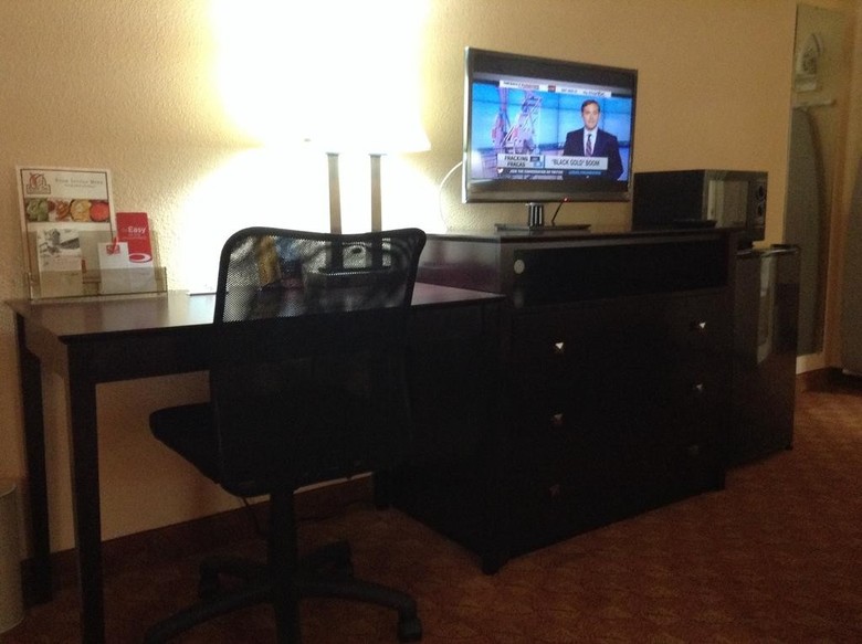 Hotel Econo Lodge Inn & Suites Coliseum