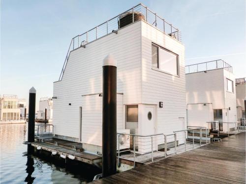 Schwimmendes Haus