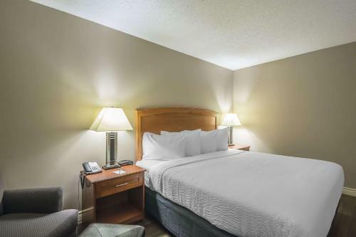 Hotel Quality Inn West Harvest