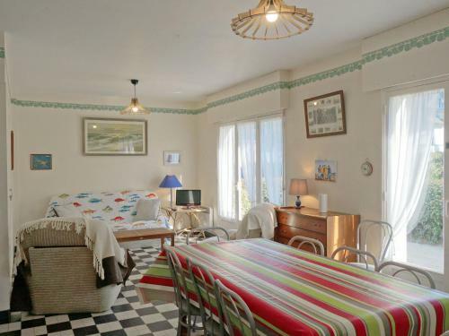 Holiday Home Villa Les Damiers