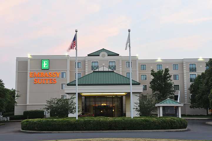 Hotel Embassy Suites Philadelphia - Airport