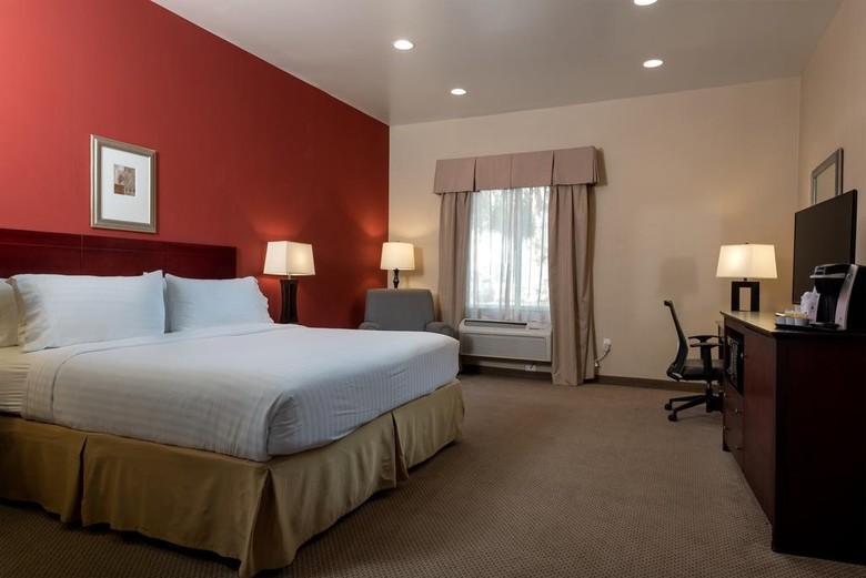 Holiday Inn Express Hotel & Suites Los Angeles Airport Hawthorne