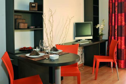 Aparthotel Appart?city Nantes Carquefou