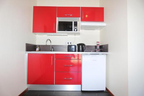 Apartamento O'sullivans Bar And Hotel