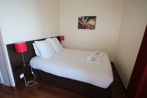 Apartamento O'sullivans Bar And Hotel