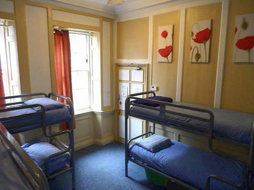 Hostal Bath Backpackers
