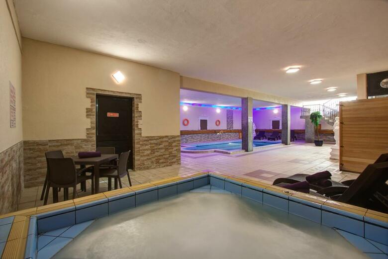Hotel Canifor
