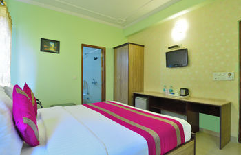 Hotel Omni International