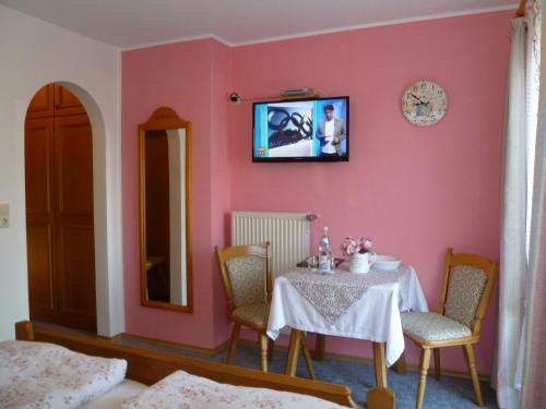 Hostal Haus Lissi