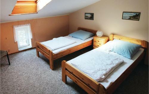 Three-bedroom Holiday Home In Gohren-lebbin Ot U.