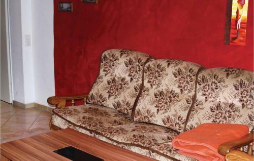 Three-bedroom Holiday Home In Gohren-lebbin Ot U.