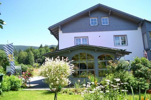 Hostal Erlebnispension Zum Wanderer Sepp