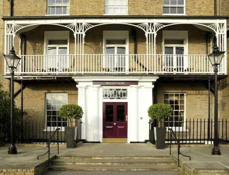 Richmond Gate Hotel