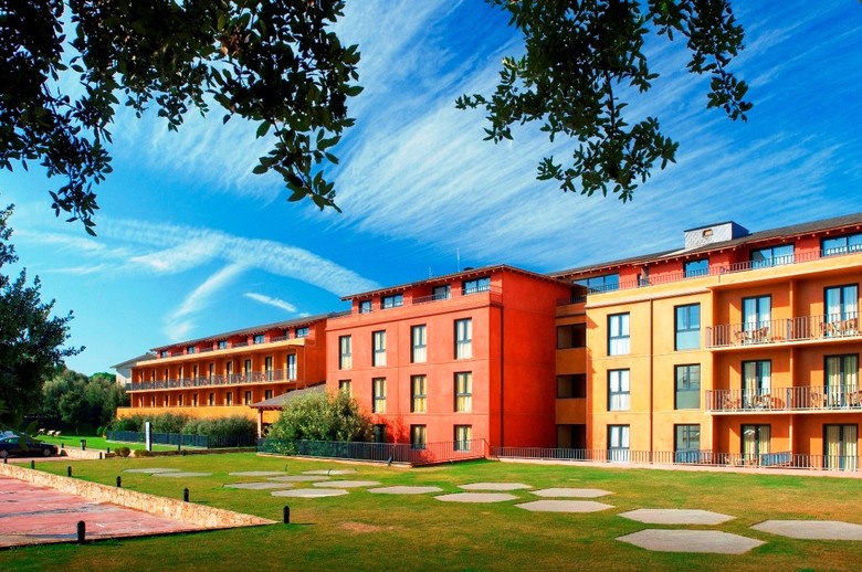 Montany� Hotel & Lodge