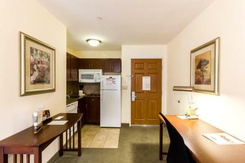 Hotel Staybridge Suites Austin Airport
