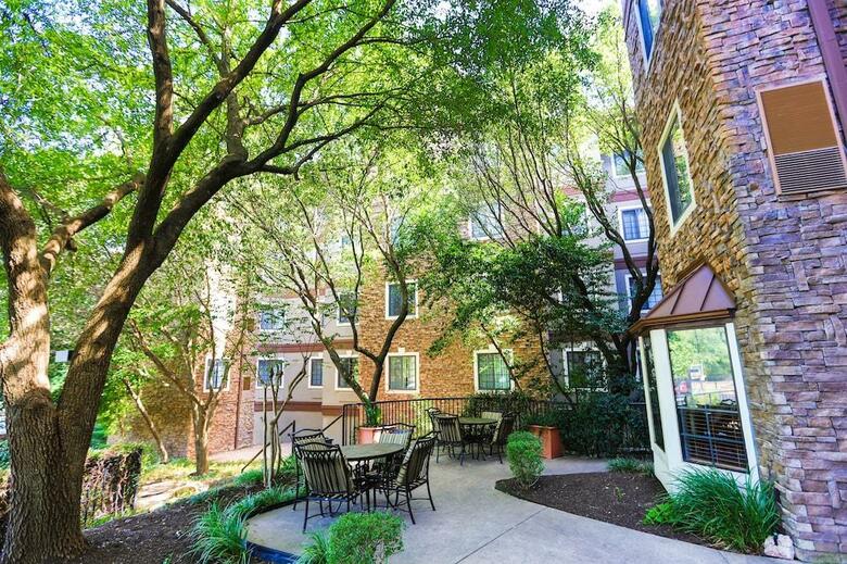 Hotel Staybridge Suites Austin Arboretum