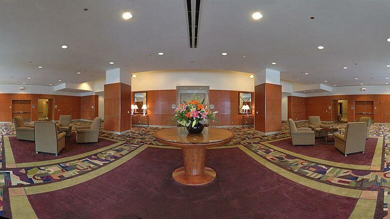 Hotel Embassy Suites Chicago - Downtown/lakefront