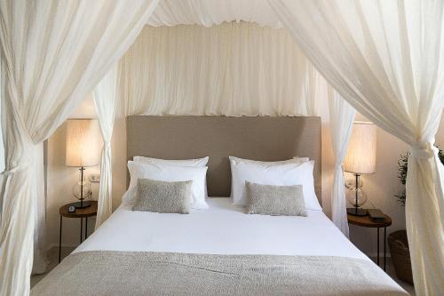 Hotel S'hotelet D'es Born - Suites & Spa