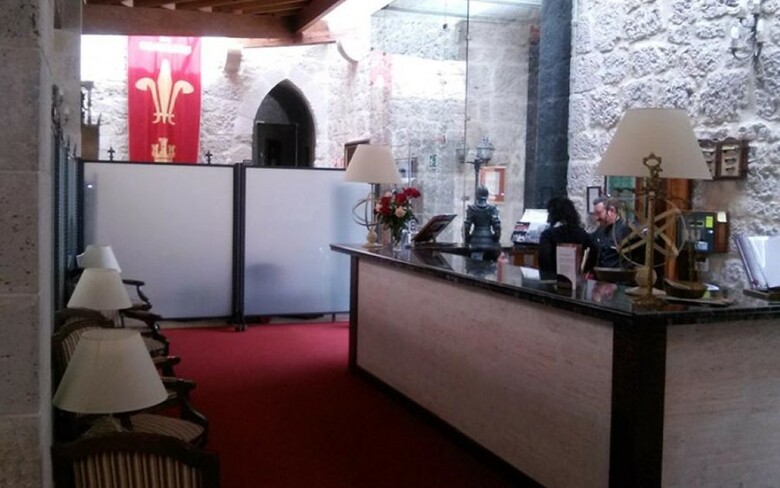Hotel Se�orio De Olmillos