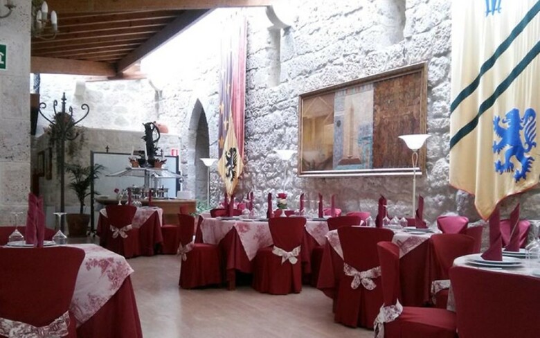 Hotel Se�orio De Olmillos