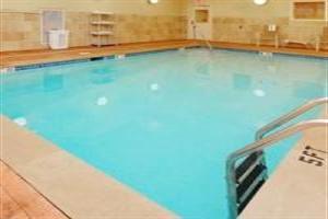 Hotel Comfort Suites East