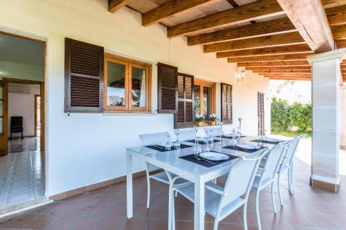 Chalet Falc� With Private Pool And Garden