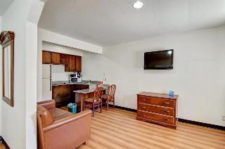 Hotel Quality Inn & Suites