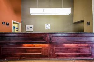 Hotel Sleep Inn & Suites Airport
