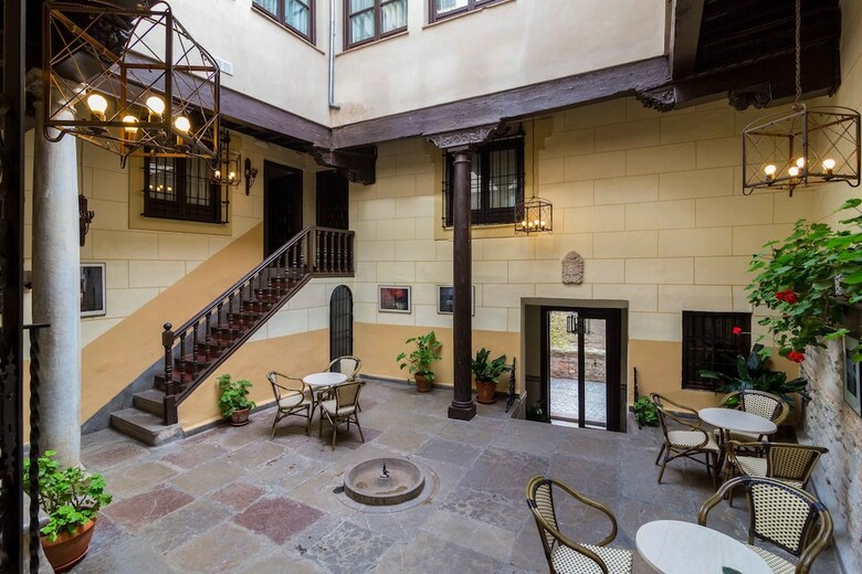 Hotel Museo Palacio De Mariana Pineda